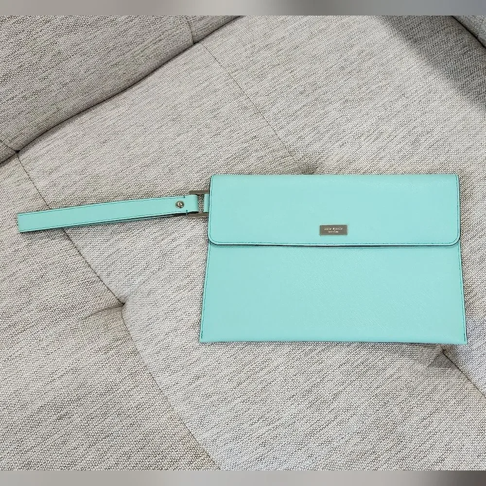CCO🐢 KATE SPADE NEW YORK Leather Clutch Cute!!